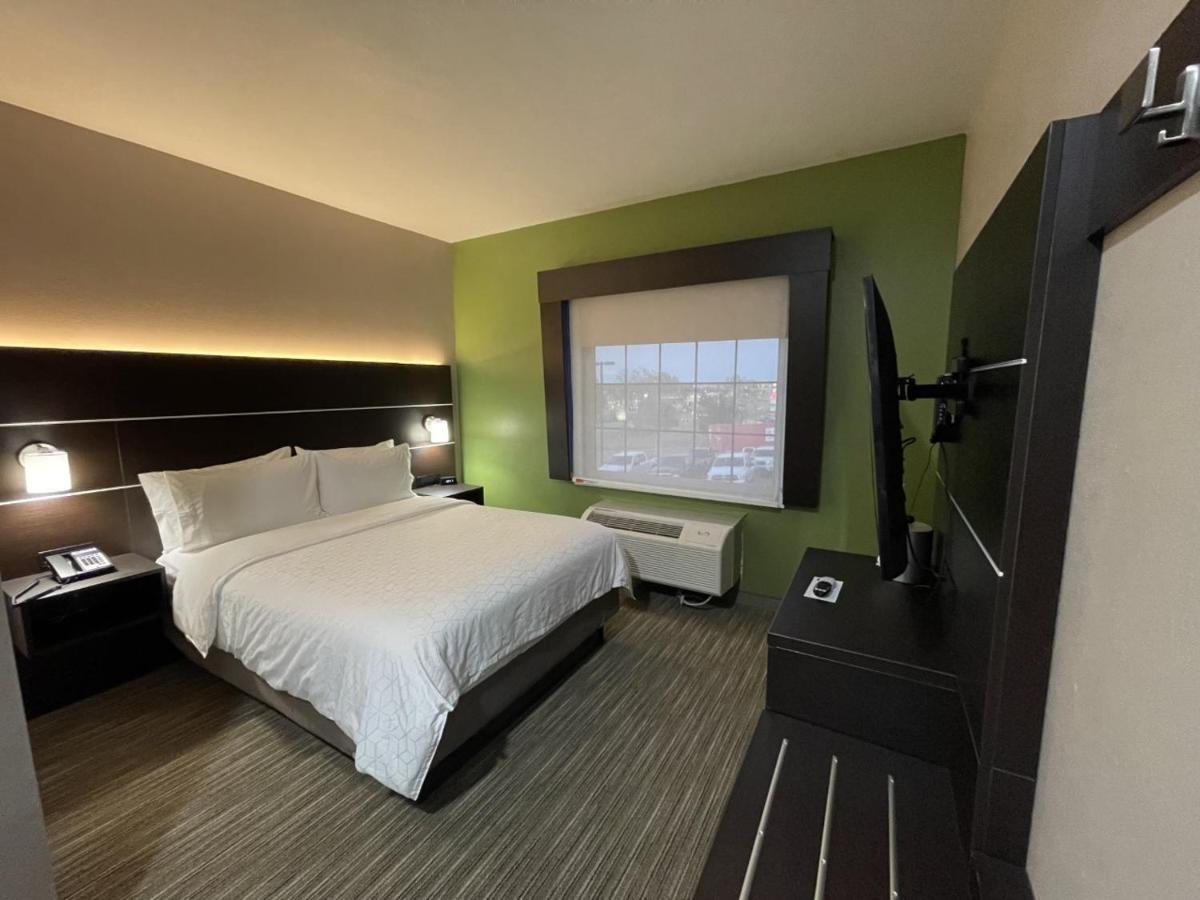 Holiday Inn Express Hotel And Suites Ada By Ihg Eksteriør bilde